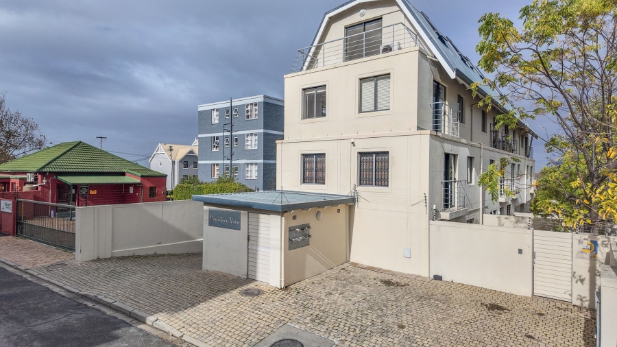 2 Bedroom Property for Sale in Wynberg Upper Western Cape
